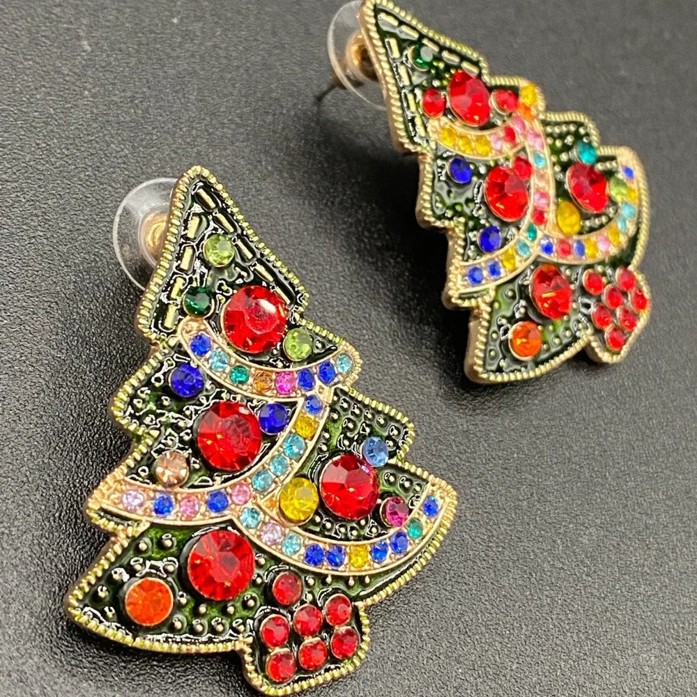 Red Sparkly Christmas Tree Earrings Pierced - Picture 5 of 7